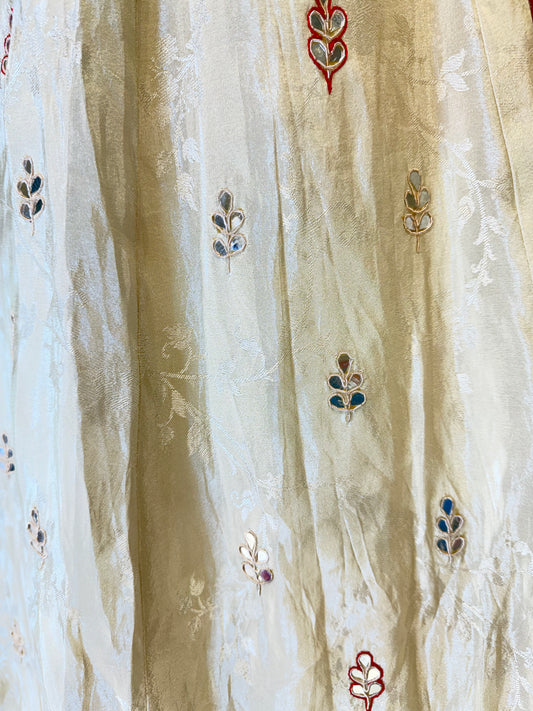 Pure Silk Tanchui with Gharchola Contrast Dupatta (Beige)