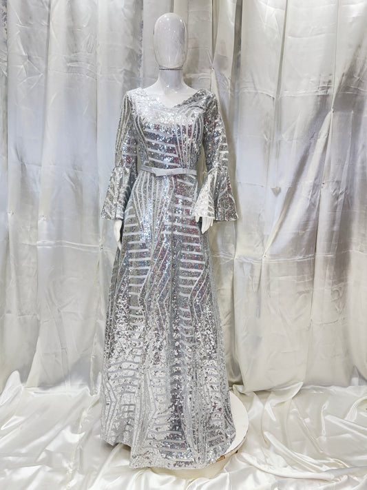 Net Extraordinary Wedding Dress (Silver)