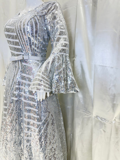 Net Extraordinary Wedding Dress (Silver)