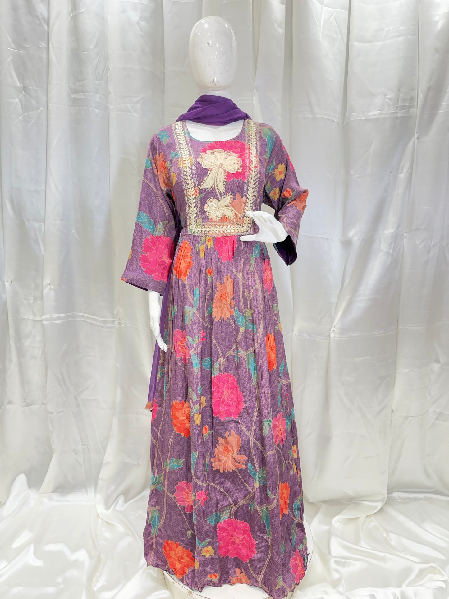 Soft Crepe Silk Digital Print Gown (Mauve)